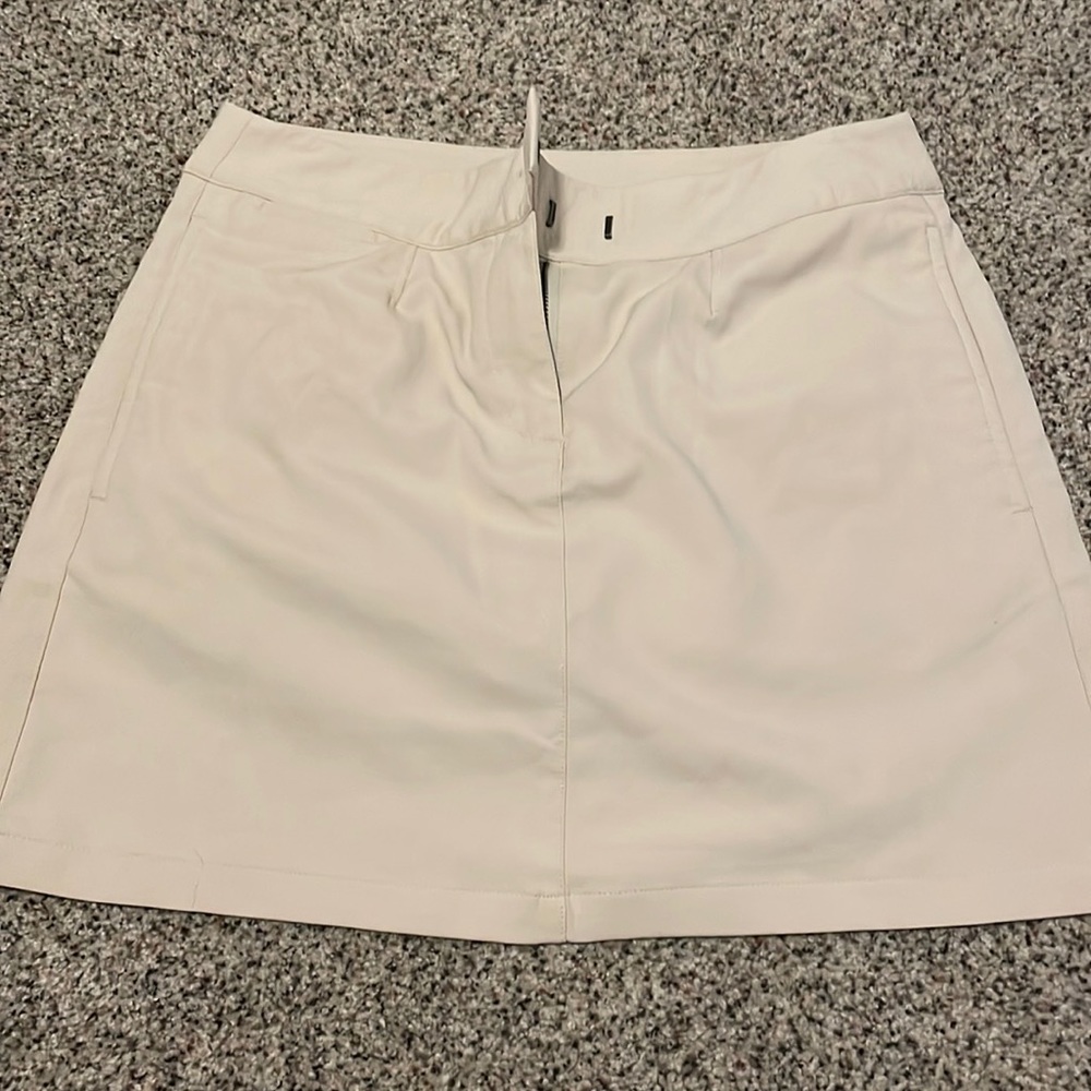 brand new condition skirt